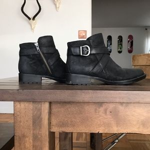 born trinculo ankle boots